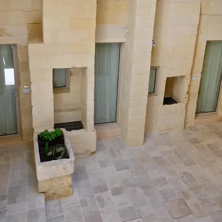 Vico Dell' Elce Bed & Breakfast 4*