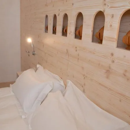 Vico Dell' Elce Bed & Breakfast 4*