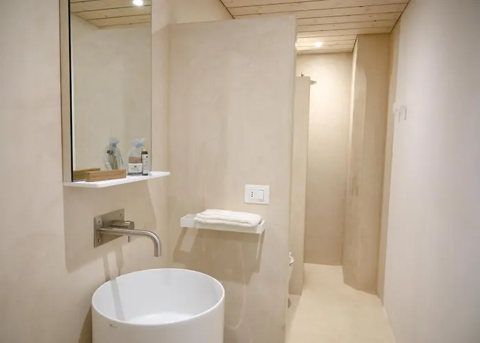 Vico Dell' Elce Λέτσε